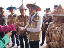 Kemensos Gelontorkan Bansos bagi Komunitas Budaya dan Siaga Bencana di Pontianak