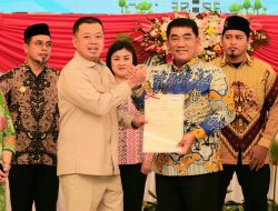 Serahkan Sertipikat di Sulut, Menteri Nusron Komitmen pada Era Presiden Prabowo PR di Bidang Pertanahan Harus Selesai