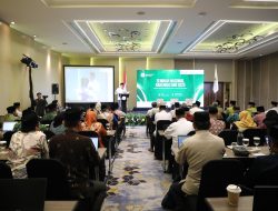 Jadi Pembicara di Rakernas BWI, Menteri Nusron Tegaskan Target Sertipikasi Wakaf hingga 2028