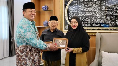 Wakili Pemerintah, Menteri Nusron Antar Undangan Upacara Peringatan HUT RI ke-80 untuk Wapres ke-13 K.H. Ma’ruf Amin