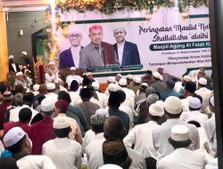 Sebagai Ungkapan Rasa Cinta, Ribuan Jamaah Ikuti Maulid Nabi di Masjid Al-Falah