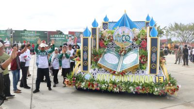 Pawai Ta’aruf MTQ ke-33 Tingkat Provinsi Kalbar, Kendaraan Hias Kafilah Pontianak Tampil Memukau