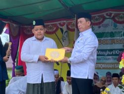 Wakil Bupati Kapuas Hulu Rayakan Hari Santri Dengan Istighosah dan Tabligh Akbar Di Pondok Pesantren Ulil Albab