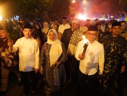 Pawai Obor Sambut Ramadan, Pesta Kembang Api Rayakan Malam Imlek