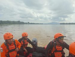 Tim SAR Gabungan Lakukan Pencarian Korban Tenggelam di Sungai Kapuas Sanggau