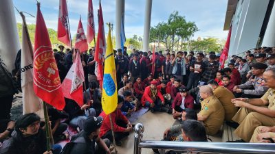 Demo di Kantor Gubernur, Cipayung Kota Pontianak Bawa Selusin Tuntutan