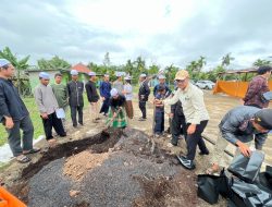 Biochar Diperkaya Hadir di Pondok Tahfidzul Quran Hidayatullah, UPB Pontianak Dorong Santri Kuasai Teknologi Media Tanam Ramah Lingkungan