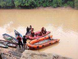 Tim SAR Gabungan Temukan Bocah yang Jatuh ke Sungai Landak dalam Kondisi Meninggal Dunia