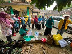 Tim PKM UPB Kenalkan Eco Enzyme dan Pestisida Nabati, PKK Pontianak Kota Siap Kembangkan Produk Ramah Lingkungan