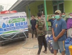 DPD PERSAGI Kalbar dan Jurusan Gizi Poltekkes Kemenkes Pontianak Gelar Bakti Sosial di Lokasi Karhutla Rasau Jaya