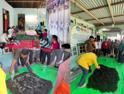 Sekam Jadi “Emas Hitam”: Dosen UPB Ajari Petani Kubu Raya Teknologi Biochar Diperkaya Trichoderma sp., Padi Subur, Kantong Petani Makin Tebal