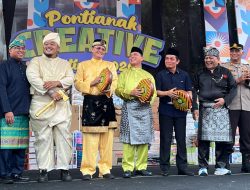 Ribuan Warga Tumpah Ruah Ikuti Pawai Melayu Borneo