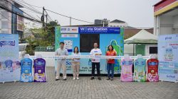Perkuat Aksi Nyata untuk Bumi, SoSoft dan Rekosistem Tambah Titik Waste Station Baru Bersama Alfamart di Jakarta